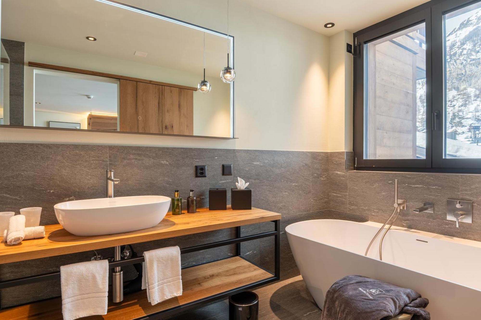 Junior Suite South Plus